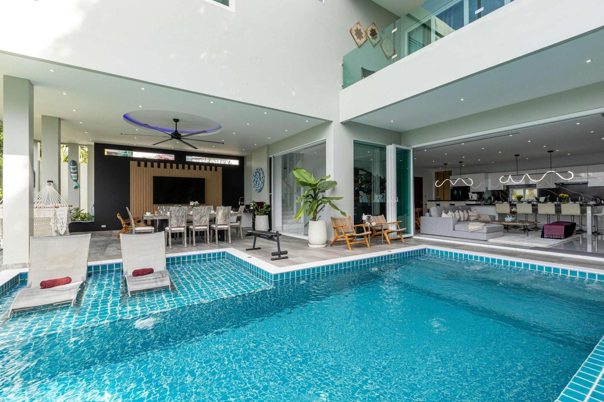 Feriehus Seaview Three Bedroom In Bangtao Area Phuket