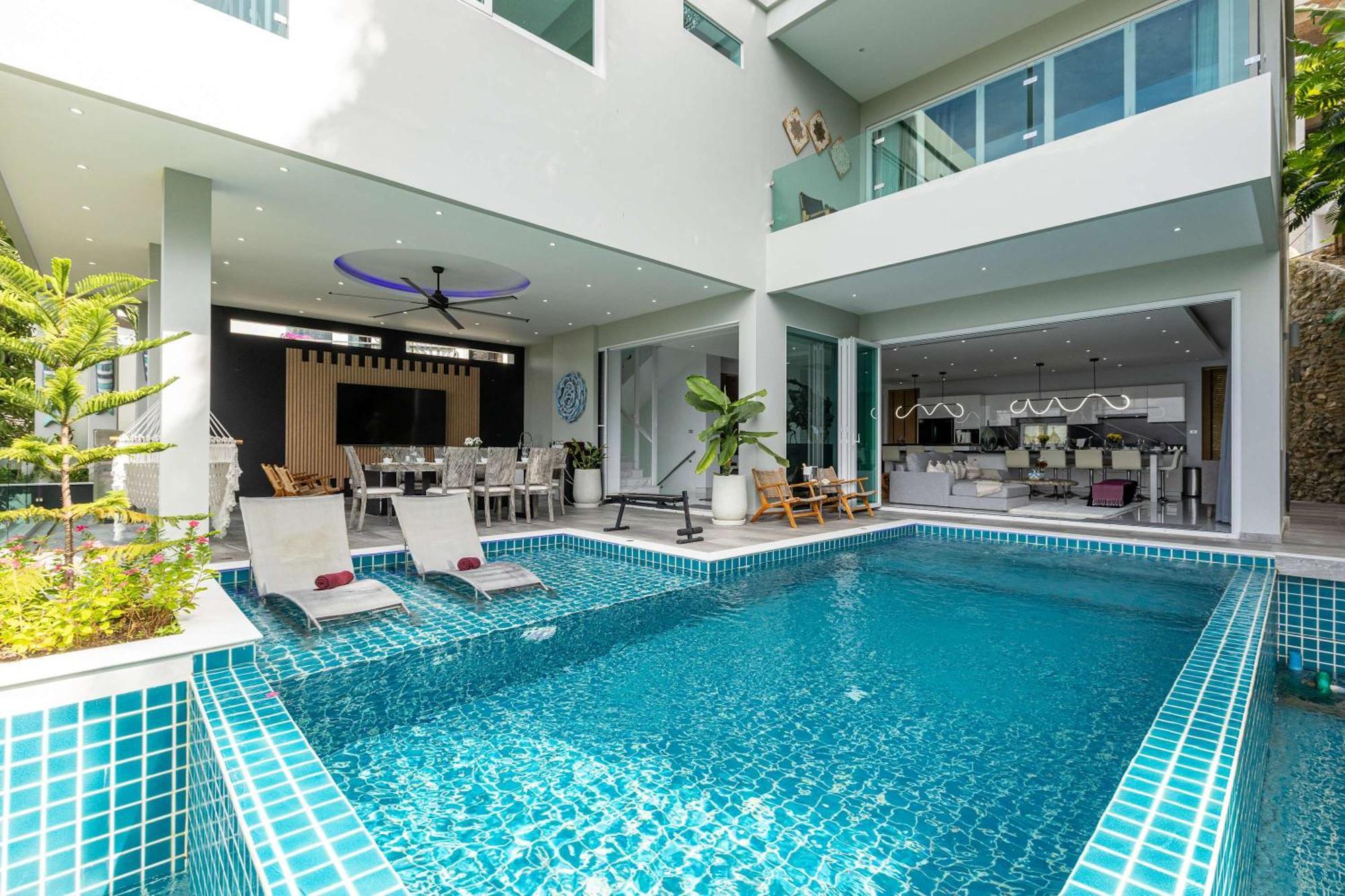 Feriehus Seaview Three Bedroom In Bangtao Area *