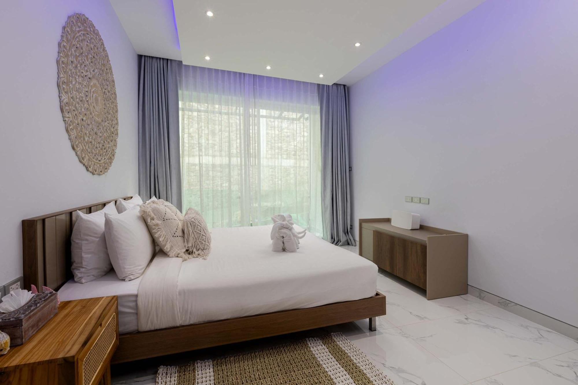 Feriehus Seaview Three Bedroom In Bangtao Area Phuket
